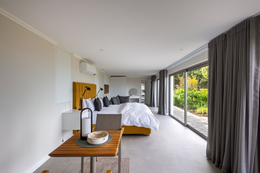 6 Bedroom Property for Sale in Cutty Sark Western Cape